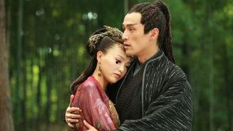 青青草国产情侣,浪漫邂逅,甜蜜演绎